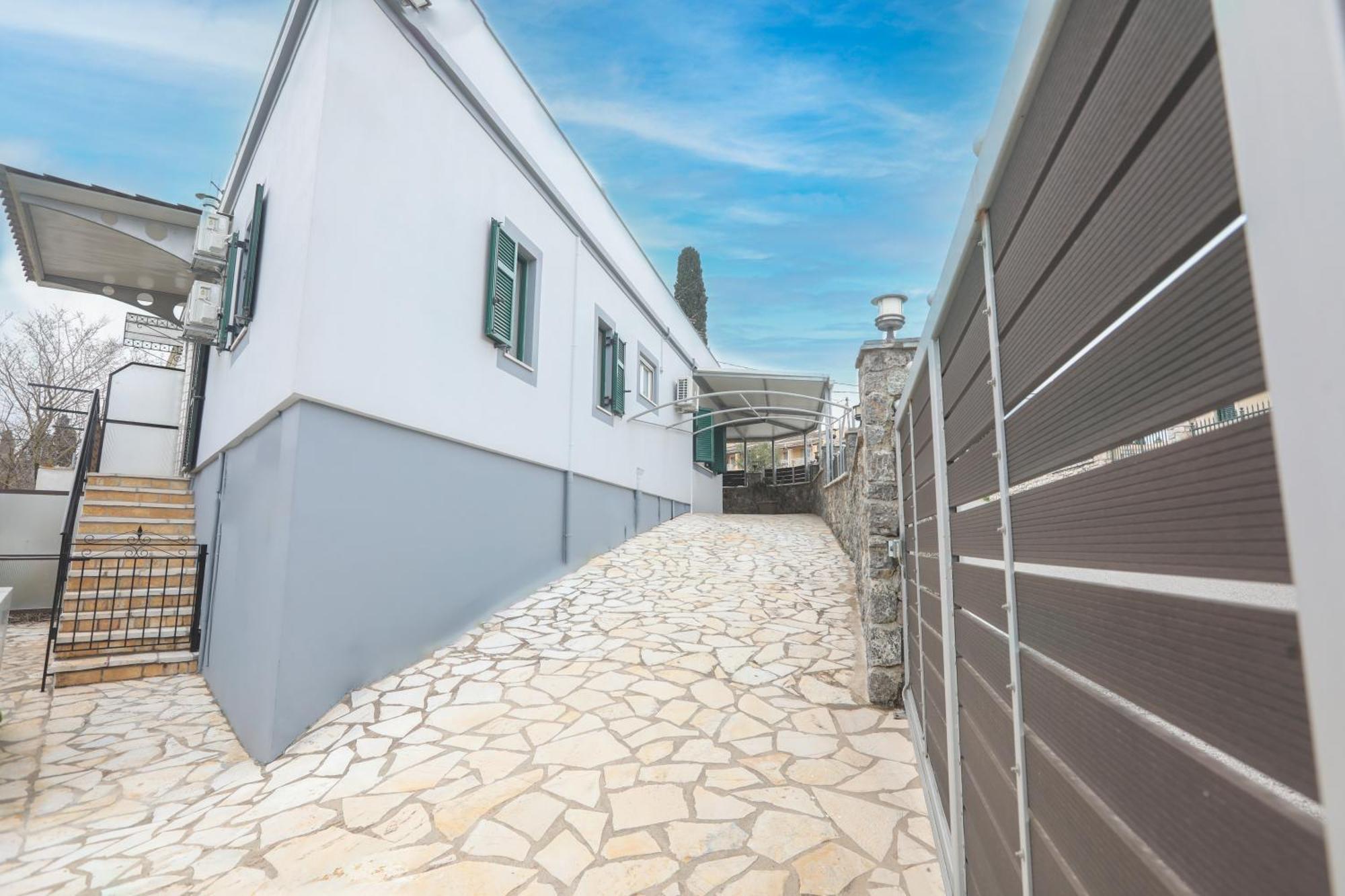 Casa Di Cateri Holiday home